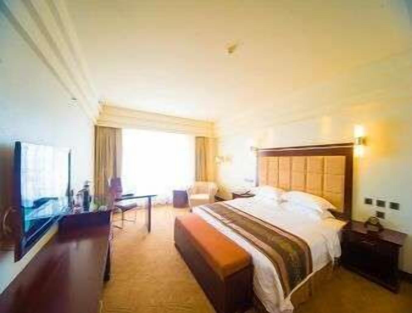 โรงแรม รามาดา เฉิงตู นอร์ท ภายนอก รูปภาพ